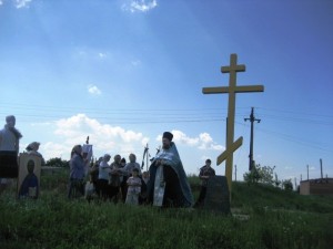 08 Крестный ход у Поклонного Креста на месте предполагаемого строительства храма